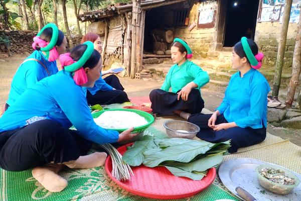 Sắc màu ngày Tết ở vùng cao Quảng Ninh