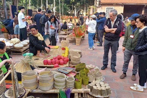 “Quà tặng của nhân gian” góp phần lan tỏa, tôn vinh những tinh hoa văn hóa dân tộc