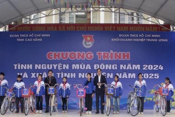 Cao Bằng: Tình nguyện mùa Đông góp phần thực hiện mục tiêu giảm nghèo bền vững