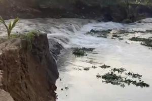 Vỡ bờ sông nhà Lê ở Thanh Hóa