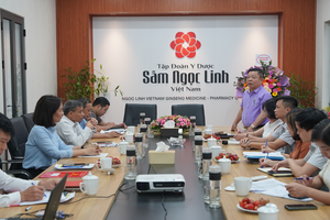 Ông Võ Kim Cự và gia đình rót trăm tỷ cho sâm Ngọc Linh