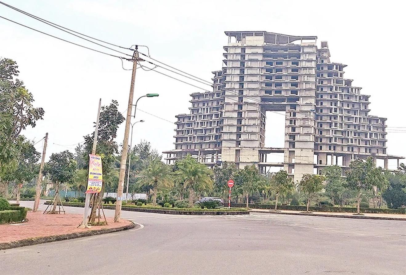 Quảng Bình khẩn trương rà soát các công trình, dự án chậm tiến độ gây lãng phí 67b40457d8f93cc6ccbfa811