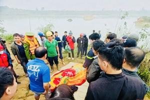 Thanh Hóa: Tìm thấy thi thể nạn nhân đầu tiên trong vụ 2 học sinh đuối nước trên sông Chu