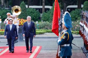 Thủ tướng Adylbek Kasymaliev: Kyrgyzstan coi Việt Nam là ưu tiên đối ngoại của mình
