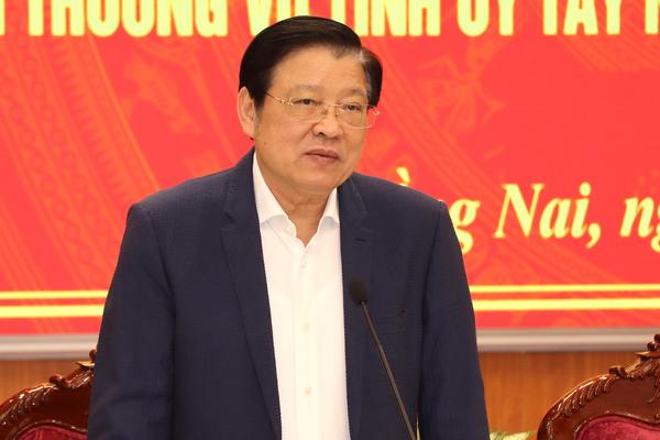 Thông qua kết quả kiểm tra của Bộ Chính trị với Đồng Nai, Bình Phước, Long An, Tây Ninh