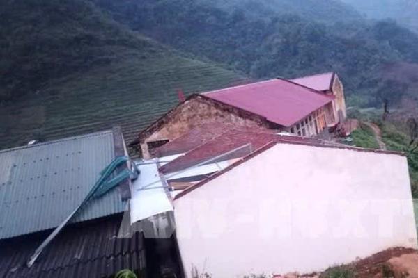 Thanh Hoá: Gần 60 ngôi nhà bị tốc mái, hư hỏng tại huyện Mường Lát