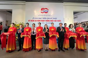 Triển lãm 50 bức tranh, tượng mỹ thuật kỷ niệm 50 năm ngày thống nhất đất nước