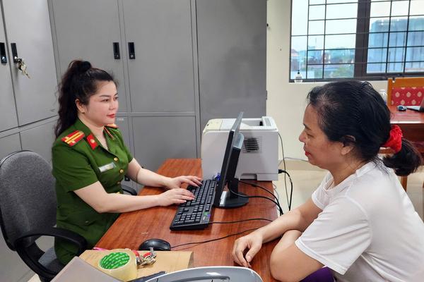 Quảng Trị: Triệt phá đường dây đánh bạc gần 1 tỷ đồng dưới hình thức ghi lô, đề