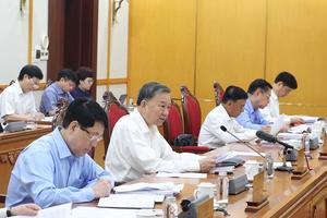 Bộ Chính trị: Sẽ thông báo chủ trương dự kiến nhân sự chủ chốt địa phương sau sáp nhập