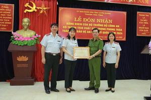 Thanh tra tỉnh Tuyên Quang nhận Bằng khen của Bộ trưởng Bộ Công an