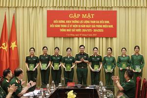 Cao Bằng: Khen thưởng lực lượng tham gia diễu binh, diễu hành Lễ kỷ niệm 50 năm Ngày Giải phóng miền Nam, thống nhất đất nước
