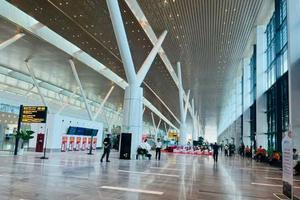 Yêu cầu xử lý dứt điểm tình trạng nước mưa rò rỉ tại Nhà ga T3 - Cảng HKQT Tân Sơn Nhất
