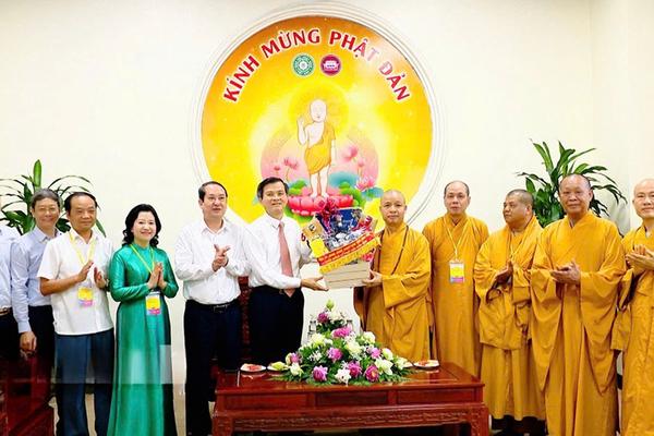 Lãnh đạo tỉnh Ninh Bình chúc mừng Ban Trị sự Giáo hội Phật giáo Việt Nam tỉnh
