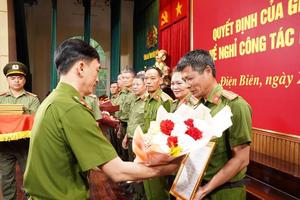 15 trưởng, phó phòng Công an tỉnh Điện Biên tình nguyện nghỉ hưu trước tuổi