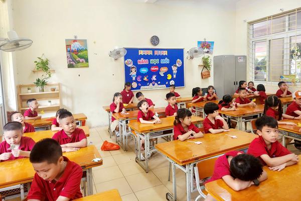 Hà Nội tuyển sinh đầu cấp theo nguyên tắc gần nhà: Lời giải cho “bài toán” tuyển sinh?