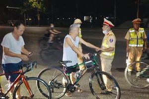 Nâng cao an toàn giao thông cho người đi xe đạp và đi bộ