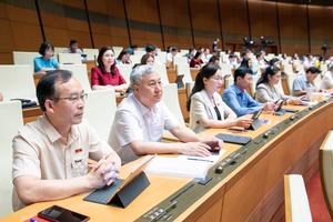 "Chốt" bổ sung ngân sách để miễn học phí và chi trả chế độ cho cán bộ khi sắp xếp bộ máy