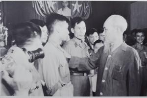 Nghệ An: Triển lãm ảnh “Hồ Chí Minh đẹp nhất tên Người”