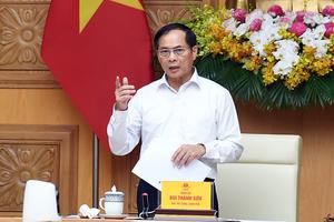 Phó Thủ tướng: Kiểm tra ngay khi người dân tố giác hành vi buôn bán hàng giả