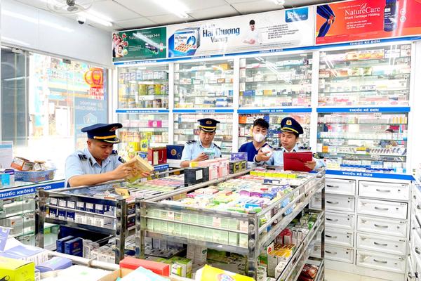 Hà Giang: Siết chặt kiểm tra, bảo vệ người tiêu dùng trước vấn nạn hàng giả