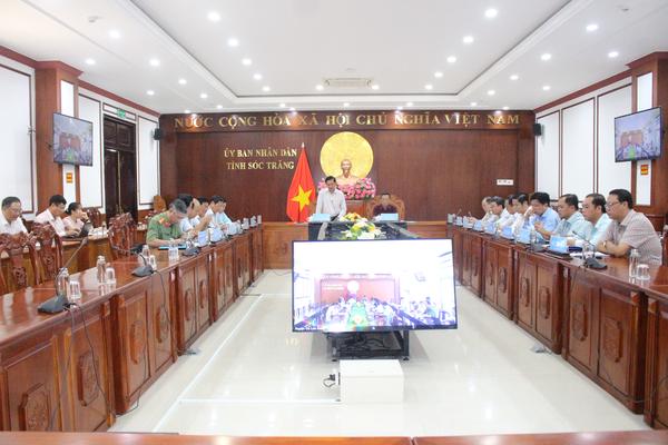 Chủ tịch UBND tỉnh Sóc Trăng đối thoại trực tuyến với người dân Nông trường 30/4 (cũ)