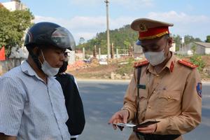 Lạng Sơn: Xử phạt gần 2.100 trường hợp vi phạm giao thông trong đợt cao điểm