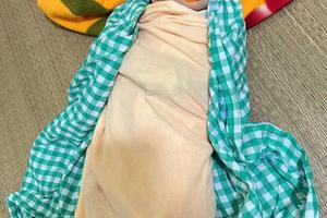 Thanh Hóa: Bé trai hơn 1 tháng tuổi bị bỏ rơi