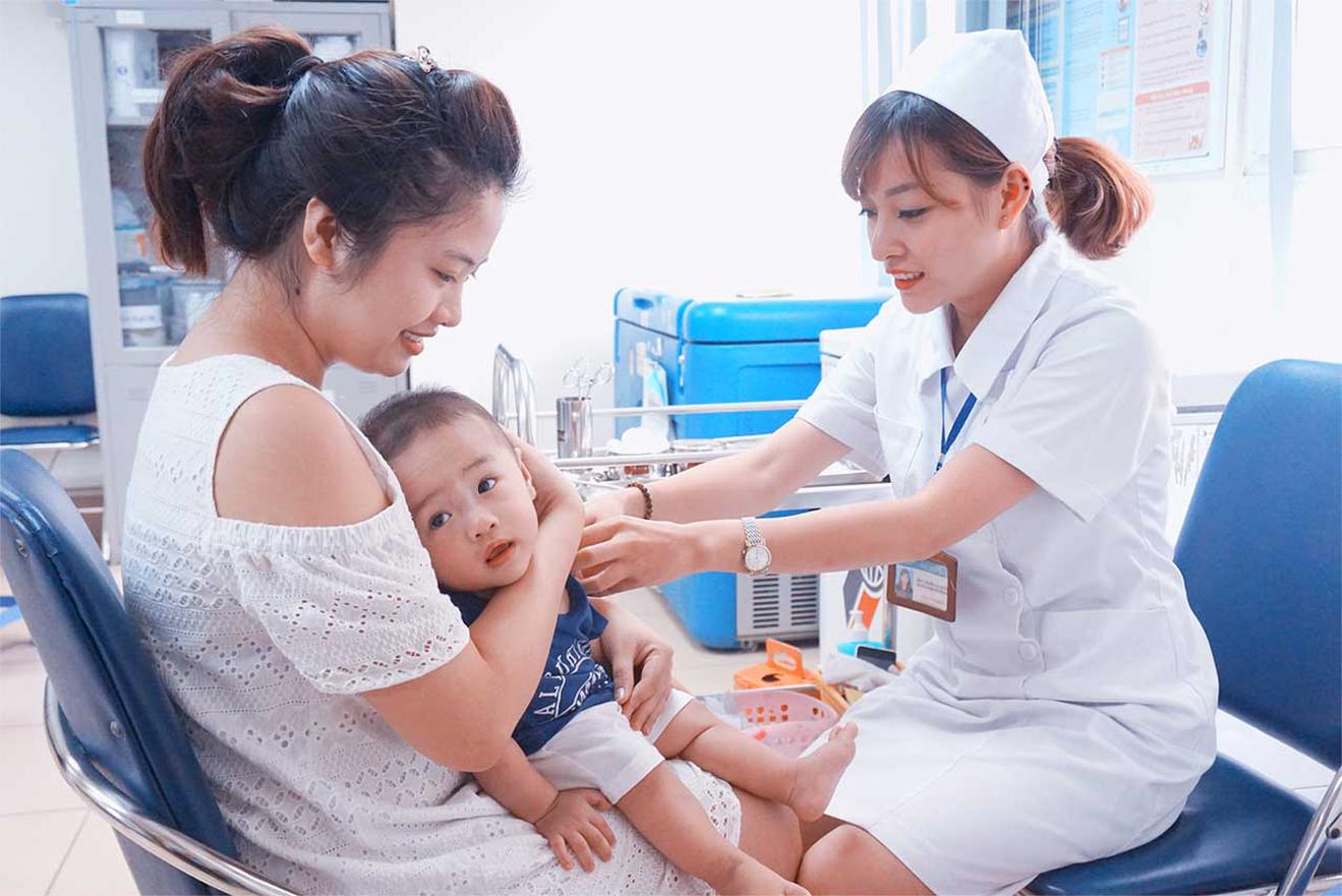 Phấn đấu đến 2030 làm chủ được công nghệ sản xuất 15 loại vắc xin cho tiêm chủng