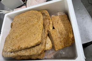 Tuyên Quang: Phát hiện gần 200kg giò, chả chứa hàn the