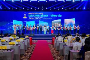 Bà Rịa -Vũng Tàu trao giấy chứng nhận đầu tư cho hàng chục nhà đầu tư, kêu gọi đầu tư 24 dự án
