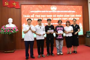 Điện Biên hỗ trợ gần 400 triệu đồng cho học sinh khó khăn dự thi tốt nghiệp THPT 2025