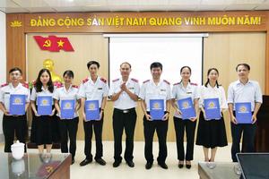 Thanh tra tỉnh Lai Châu công bố các quyết định về công tác cán bộ