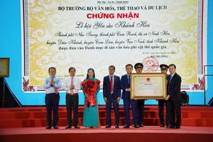 Lễ hội Yến sào Khánh Hòa được chứng nhận di sản văn hóa phi vật thể