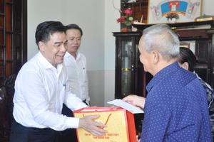 Quảng Nam chi hơn 17,3 tỷ đồng tặng quà gia đình có công với cách mạng