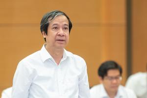 Bộ trưởng Nguyễn Kim Sơn lý giải việc cấm giáo viên dạy thêm học sinh của mình ngoài nhà trường