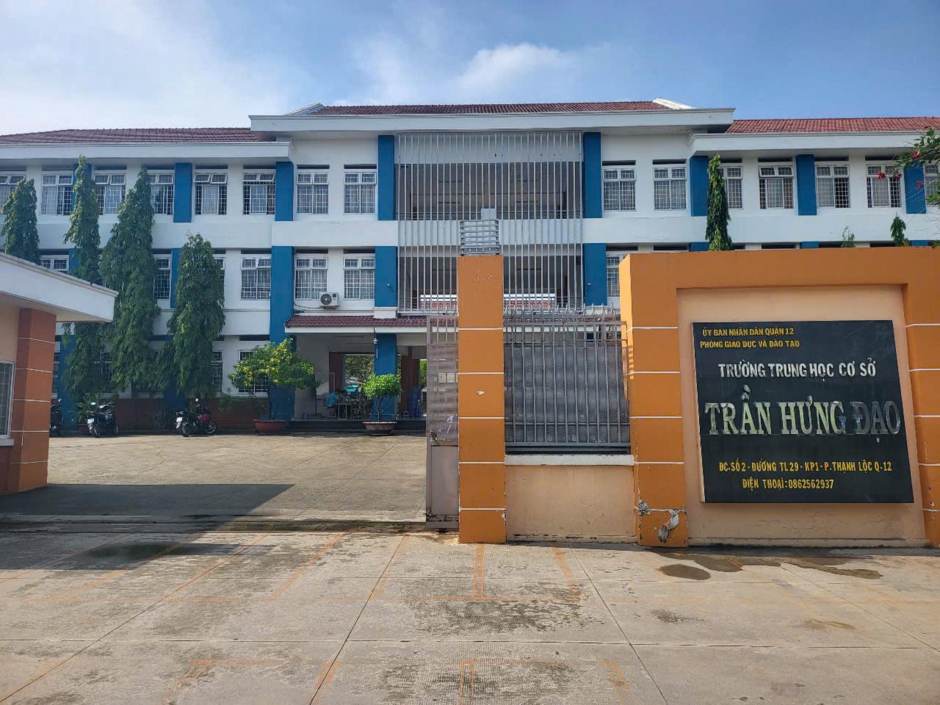 Cuộc đua căng thẳng vào lớp bán trú tuyển sinh đầu cấp ở TPHCM