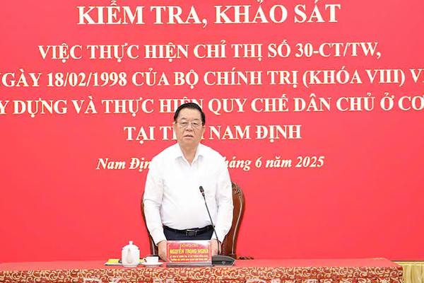 Trưởng ban Tuyên giáo và Dân vận Trung ương làm việc với tỉnh Nam Định