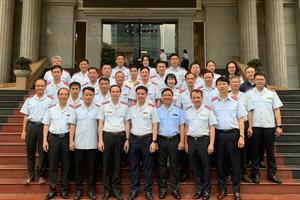 Công bố quyết định thành lập Đảng bộ Cục Thanh tra, giải quyết khiếu nại, tố cáo lĩnh vực tài chính, ngân hàng