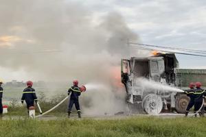 Thanh Hóa: Kịp thời dập tắt vụ cháy cabin xe tải
