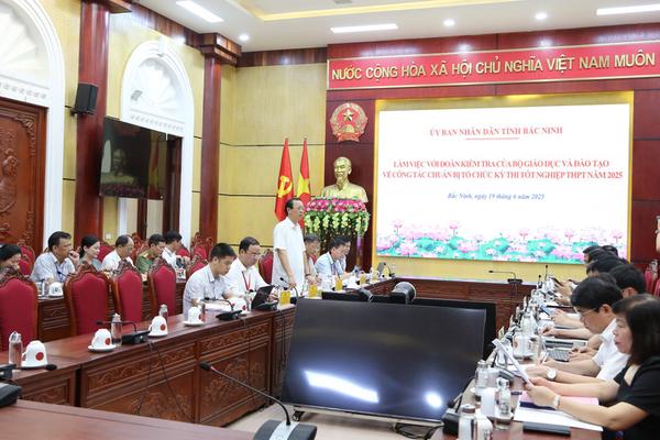 Kiểm tra công tác chuẩn bị thi tốt nghiệp THPT tại Bắc Ninh