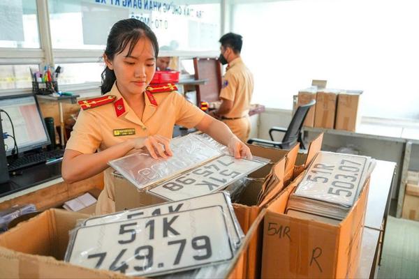 Đã tổ chức đấu giá thành 107.716 biển số xe trị giá 6.690 tỷ đồng