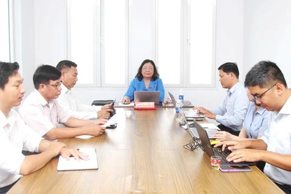 Bí thư Tỉnh ủy Bến Tre tiếp công dân định kỳ tại huyện Mỏ Cày Nam