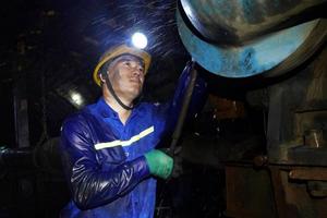 Một công nhân khai thác than hầm lò được vinh danh tại Chương trình Vinh quang Việt Nam năm 2025