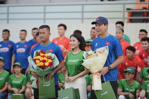 Herbalife tổ chức buổi gặp gỡ giao lưu cùng các đội tuyển bóng đá Quốc gia Việt Nam