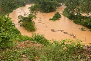 Yên Bái: Tìm thấy thi thể người phụ nữ bị lũ cuốn trôi sau gần 9 giờ nỗ lực tìm kiếm