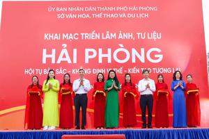 Triển lãm trưng bày hơn 700 ảnh, tư liệu khẳng định thành tựu nổi bật của thành phố Hải Phòng và tỉnh Hải Dương