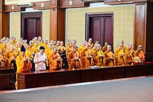 Gần 1 ngàn tăng ni sinh Học viện Phật giáo Việt Nam tại Hà Nội cầu nguyện quốc thái dân an