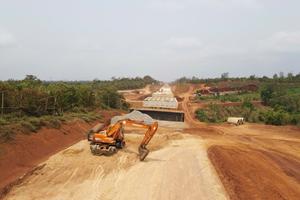 Đắk Lắk quyết liệt "gỡ nút thắt" liên quan các dự án cao tốc