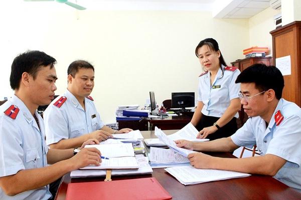 Bài 3: Tự giác cao, bản lĩnh vững vàng trong mọi hoàn cảnh khó khăn, thử thách