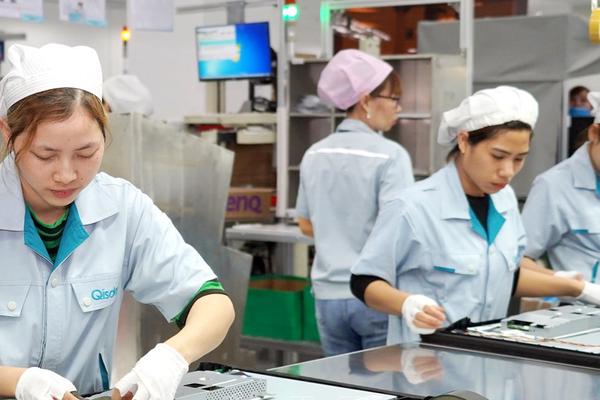 Lao động phổ thông và lao động trẻ, vẫn đối mặt nhiều thách thức